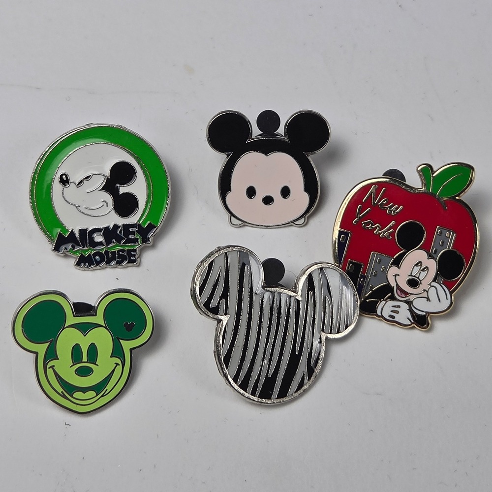Disney Mickey Mouse Pin Lot of 5 Hidden Mickey Tsum Tsum NYC Zebra Green